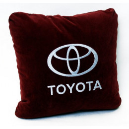 Подушка с логотипом Toyota