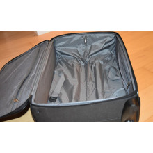 Ремонт подкладки чемодана